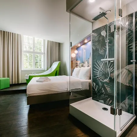 מלון Travel24 3*