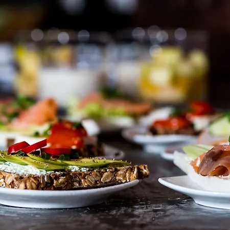 Travel24 מלון 3*